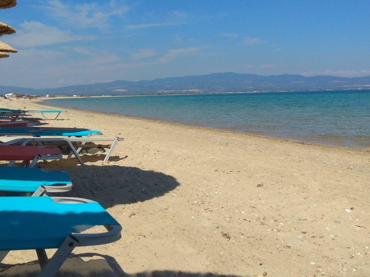 Deluxe Seaside Apartment Konstantinidis نيا بوتيدايا المظهر الخارجي الصورة